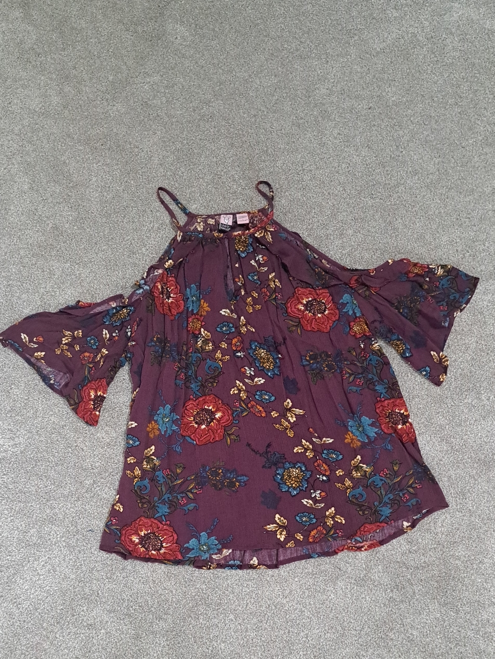 Cold-Shoulder Floral Swing Top